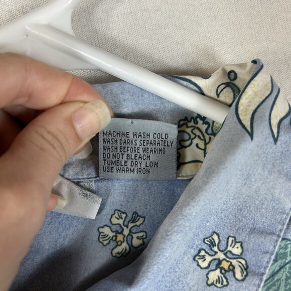 OP Sport Short Sleeve Hawaiian Shirt Mens XL Travel Blue Abstract Floral Relaxed - Picture 7 of 13